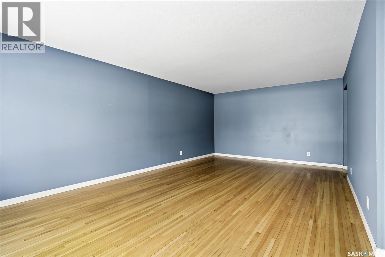 2504 Grant Road, Regina, Saskatchewan  S4S 5E6 - Photo 7 - SK027841