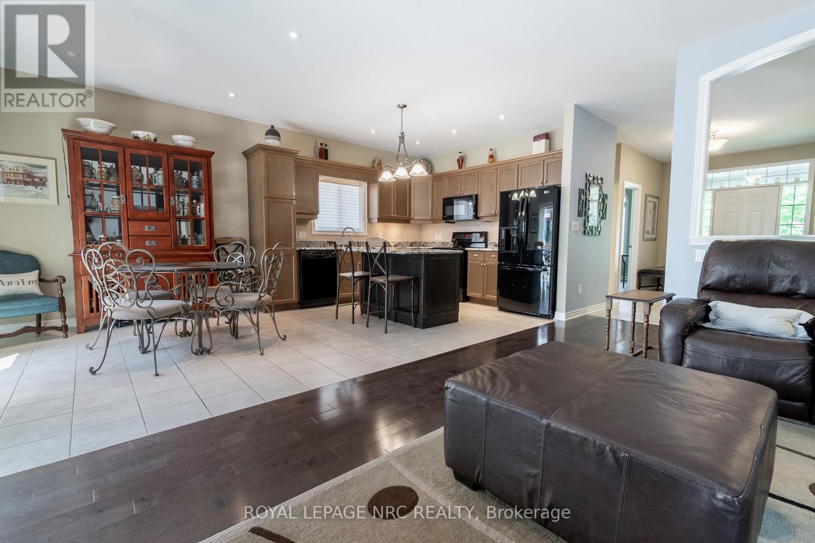 39 Loretta Drive, Niagara-On-The-Lake, Ontario  L0S 1T0 - Photo 7 - X12756518