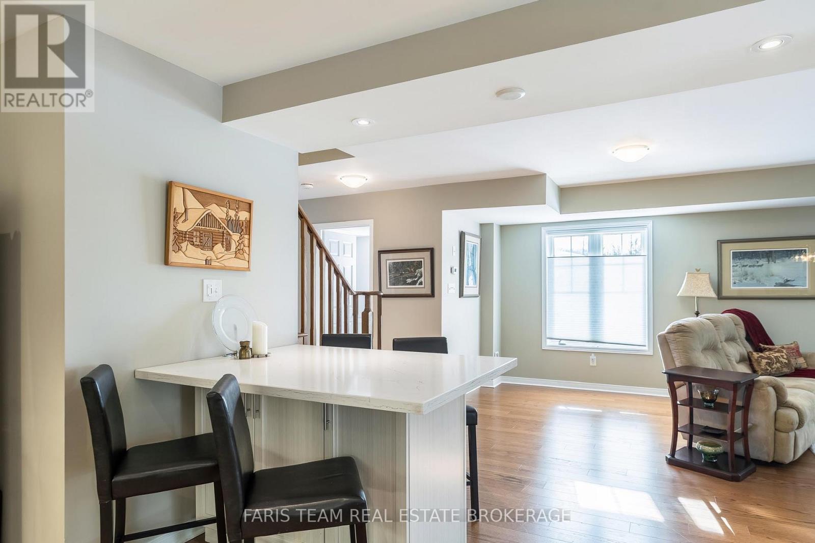 28 Masters Crescent, Georgian Bay (Baxter), Ontario  L0K 1S0 - Photo 11 - X12756556