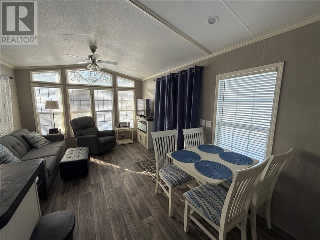 120 Happy Landing Road Unit# 45-3bc, Noelville, Ontario  P0M 2N0 - Photo 4 - 2126282