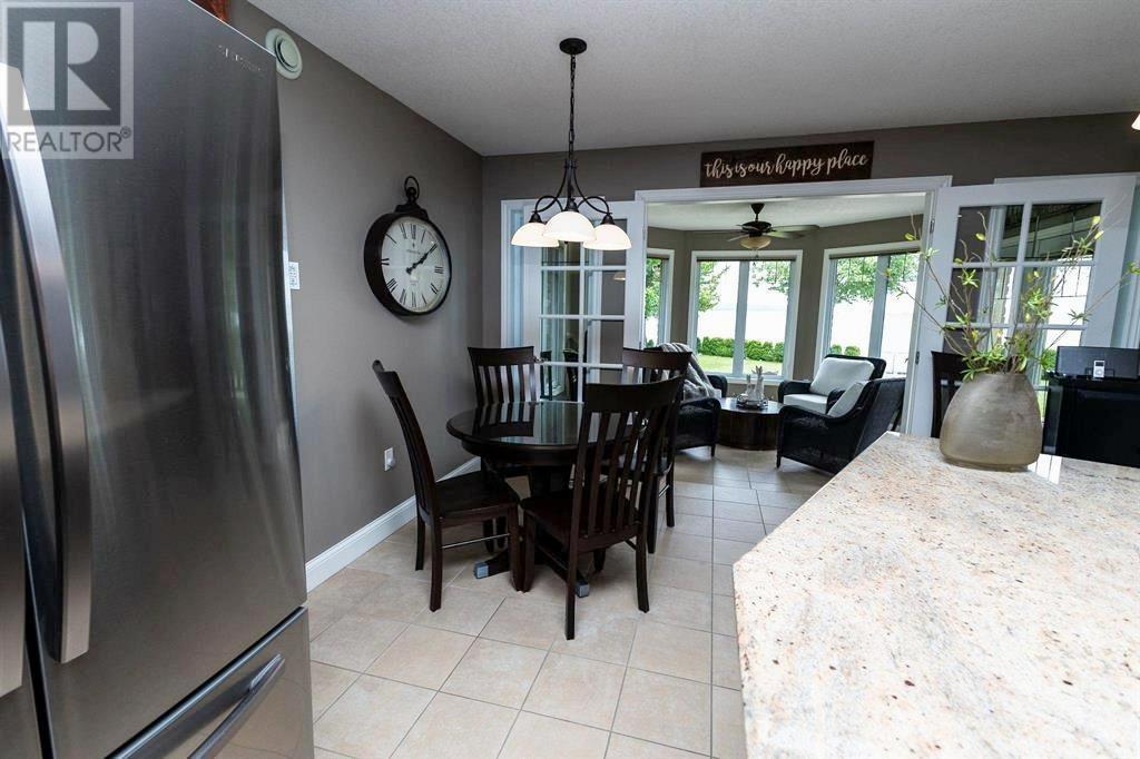 857 Sunnyside Beach Rd, Sault Ste. Marie, Ontario  P6A 6K4 - Photo 23 - SM260217