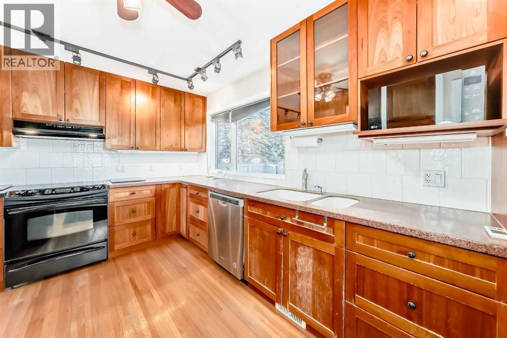 919 Robert Road Ne, Calgary, Alberta  T3A 4W5 - Photo 4 - A2283181