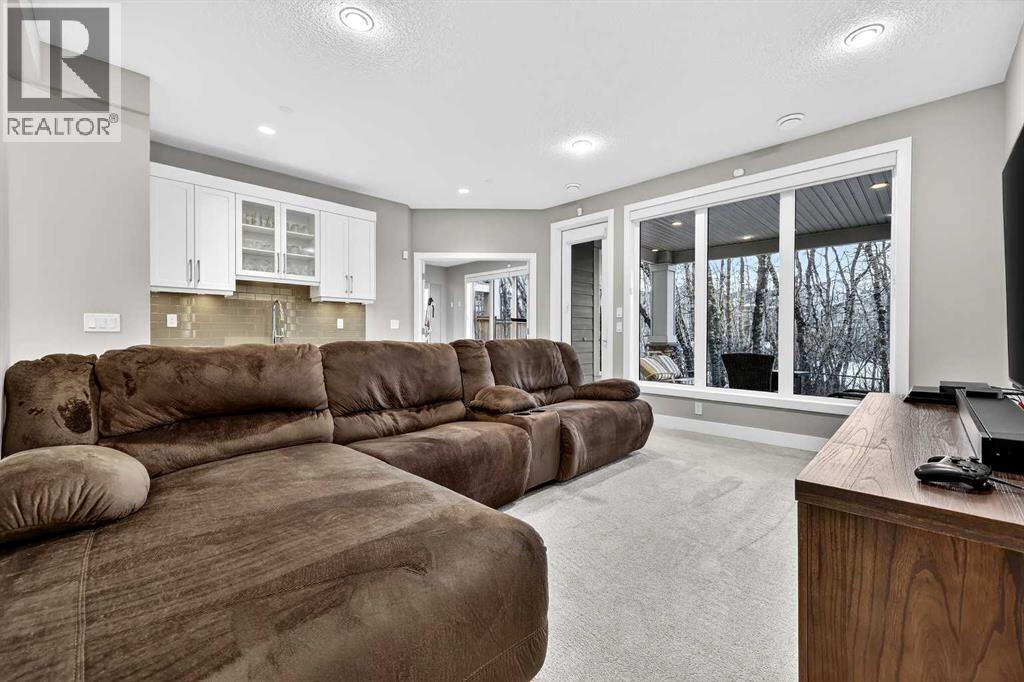 25 Rock Lake Heights Nw, Calgary, Alberta  T3G 0G1 - Photo 36 - A2275743