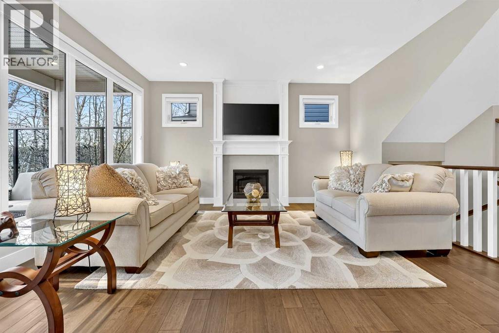 25 Rock Lake Heights Nw, Calgary, Alberta  T3G 0G1 - Photo 6 - A2275743