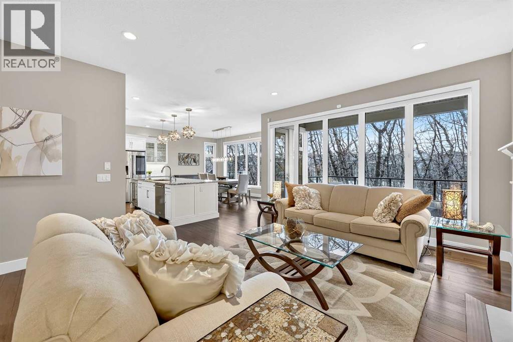 25 Rock Lake Heights Nw, Calgary, Alberta  T3G 0G1 - Photo 7 - A2275743