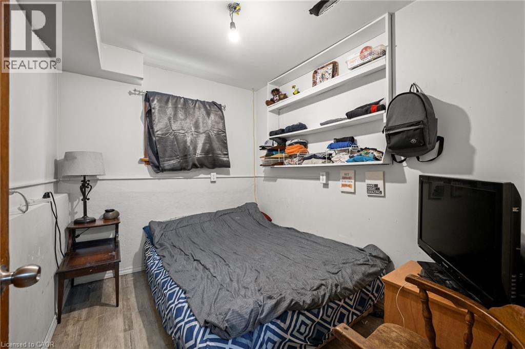 19 Perkell Place, Kitchener, Ontario  N2B 1J3 - Photo 18 - 40802848