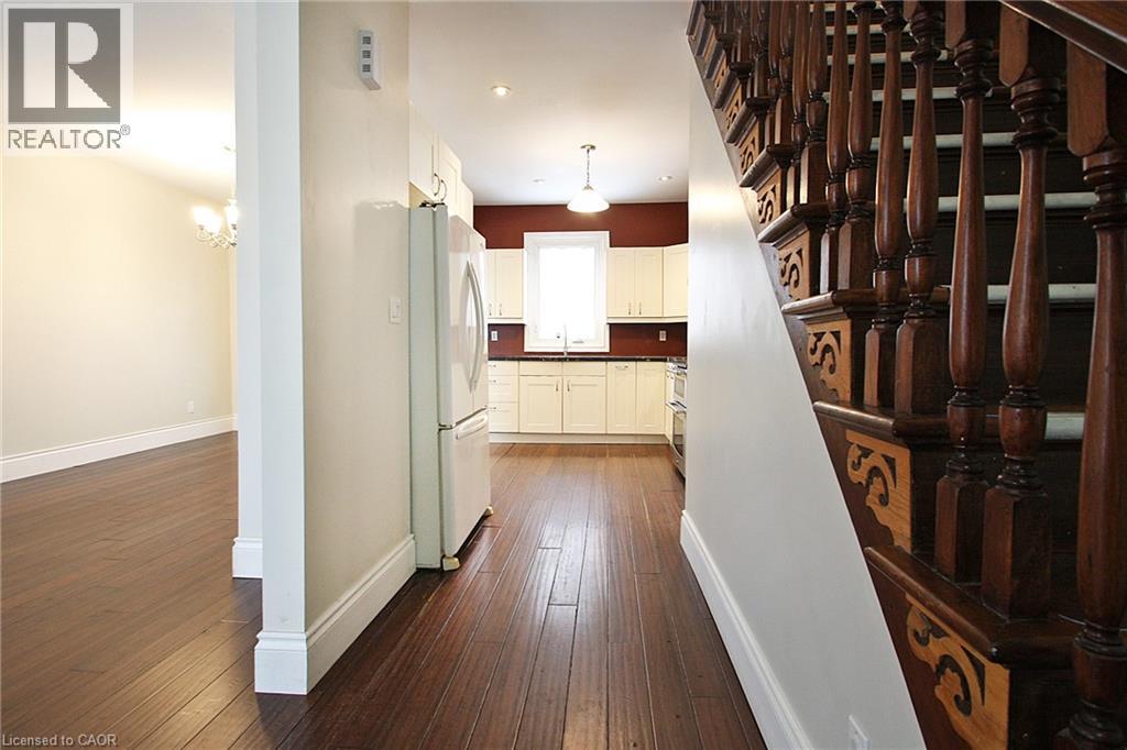 129 Hillyard Street, Hamilton, Ontario  L8L 6B5 - Photo 10 - 40802434