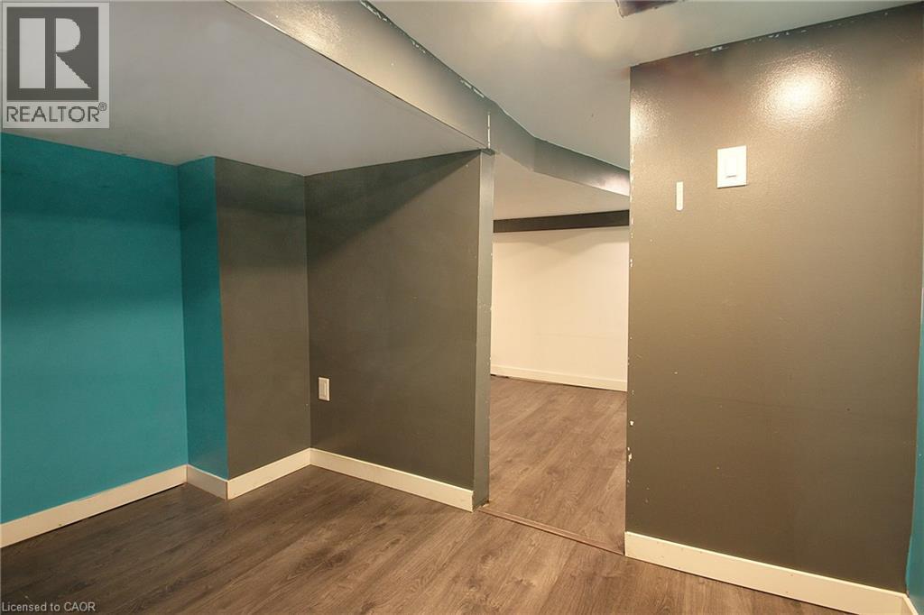 129 Hillyard Street, Hamilton, Ontario  L8L 6B5 - Photo 23 - 40802434