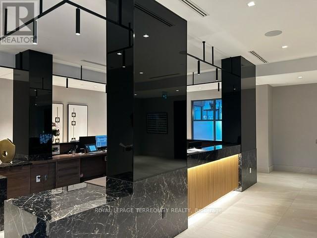 421 - 2545 SIMCOE STREET N, Oshawa, Ontario