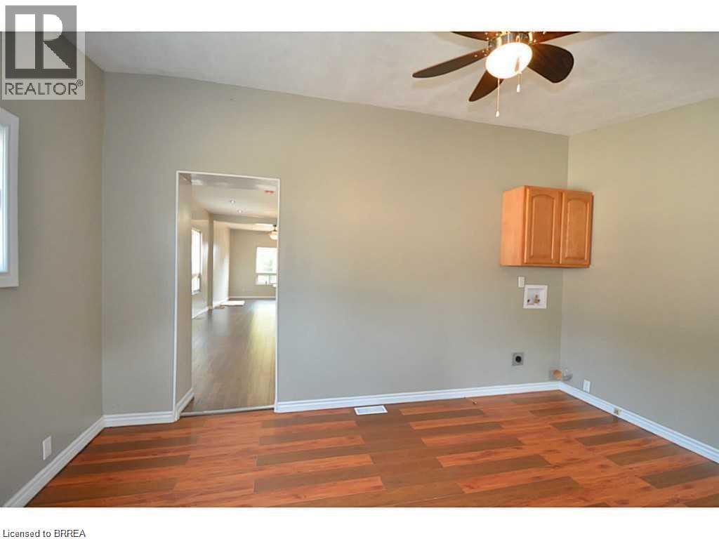 40 Spring Street, Brantford, Ontario  N3T 4M5 - Photo 8 - 40802233
