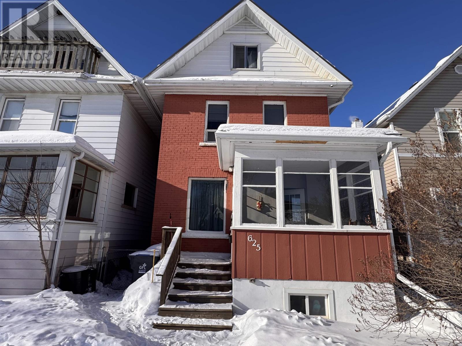 625 Vickers St. S., Thunder Bay, Ontario