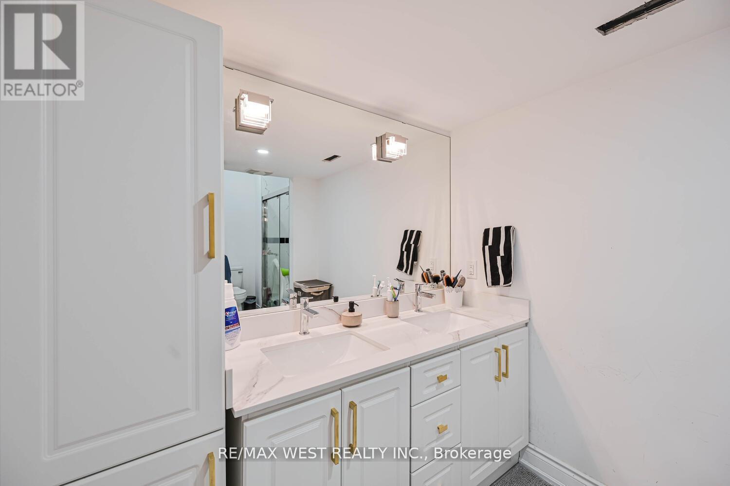 293 Torrey Pines Road, Vaughan, Ontario  L4H 3X3 - Photo 39 - N12721518