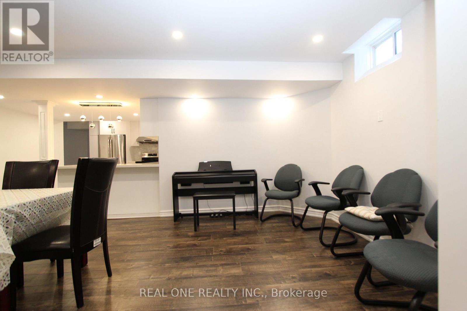 2 Delisle Street, Richmond Hill, Ontario  L4S 2R3 - Photo 39 - N12756256