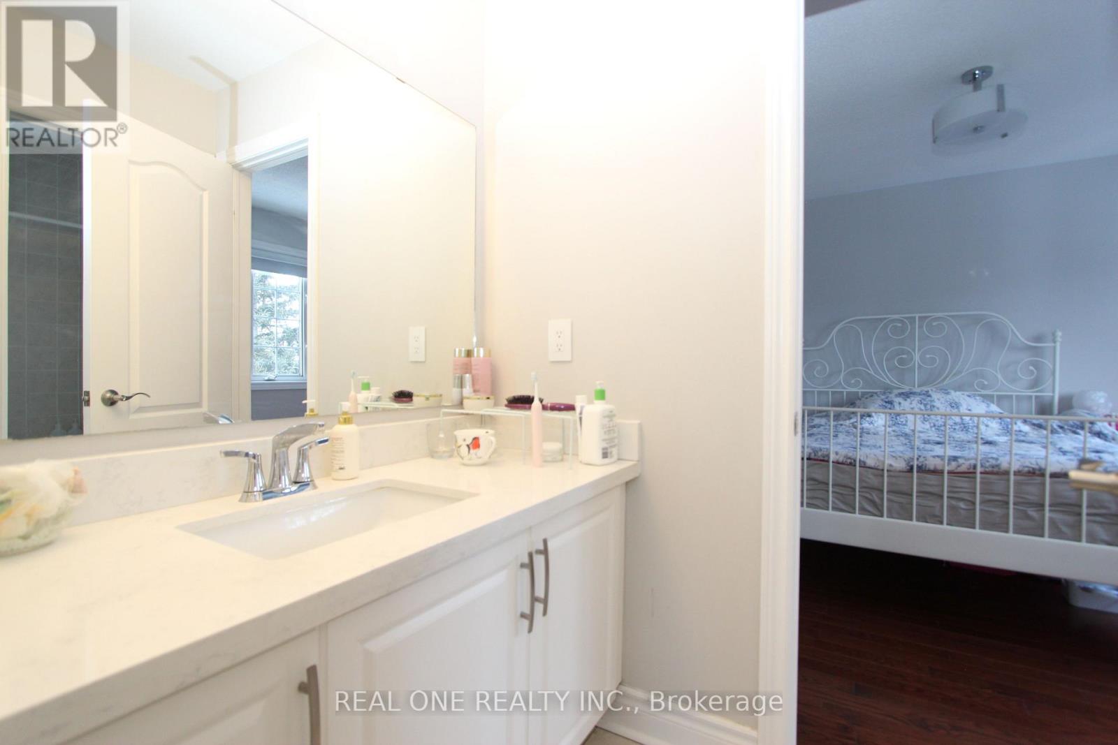 2 Delisle Street, Richmond Hill, Ontario  L4S 2R3 - Photo 34 - N12756256