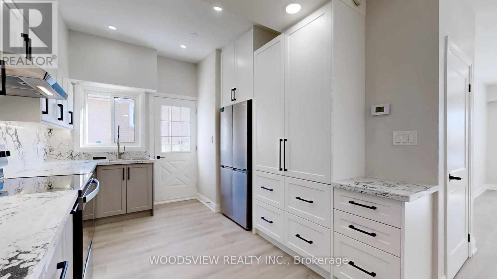 56 Niantic Crescent, Toronto (Parkwoods-Donalda), Ontario  M3A 2H7 - Photo 3 - C12746646