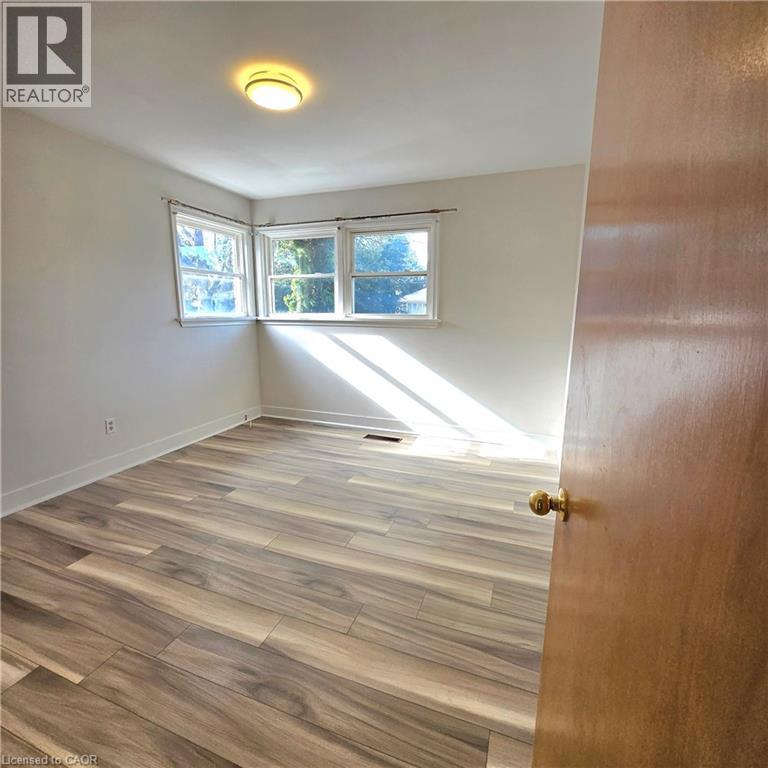 338 Grantham Avenue Unit Upper, St. Catharines, Ontario  L2M 5A6 - Photo 15 - 40784371