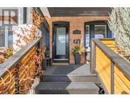 120 FAIRLAWN AVENUE, Toronto, Ontario