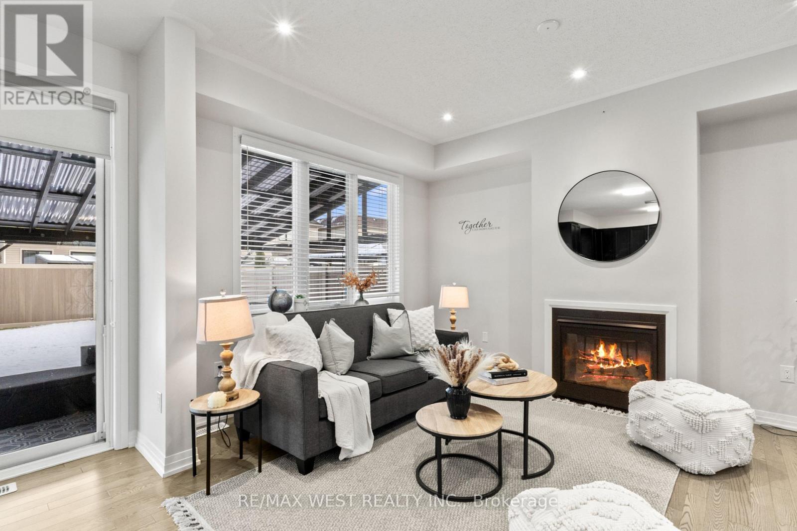 145 East Shore Drive, Clarington (Bowmanville), Ontario  L1C 1Z8 - Photo 9 - E12754308