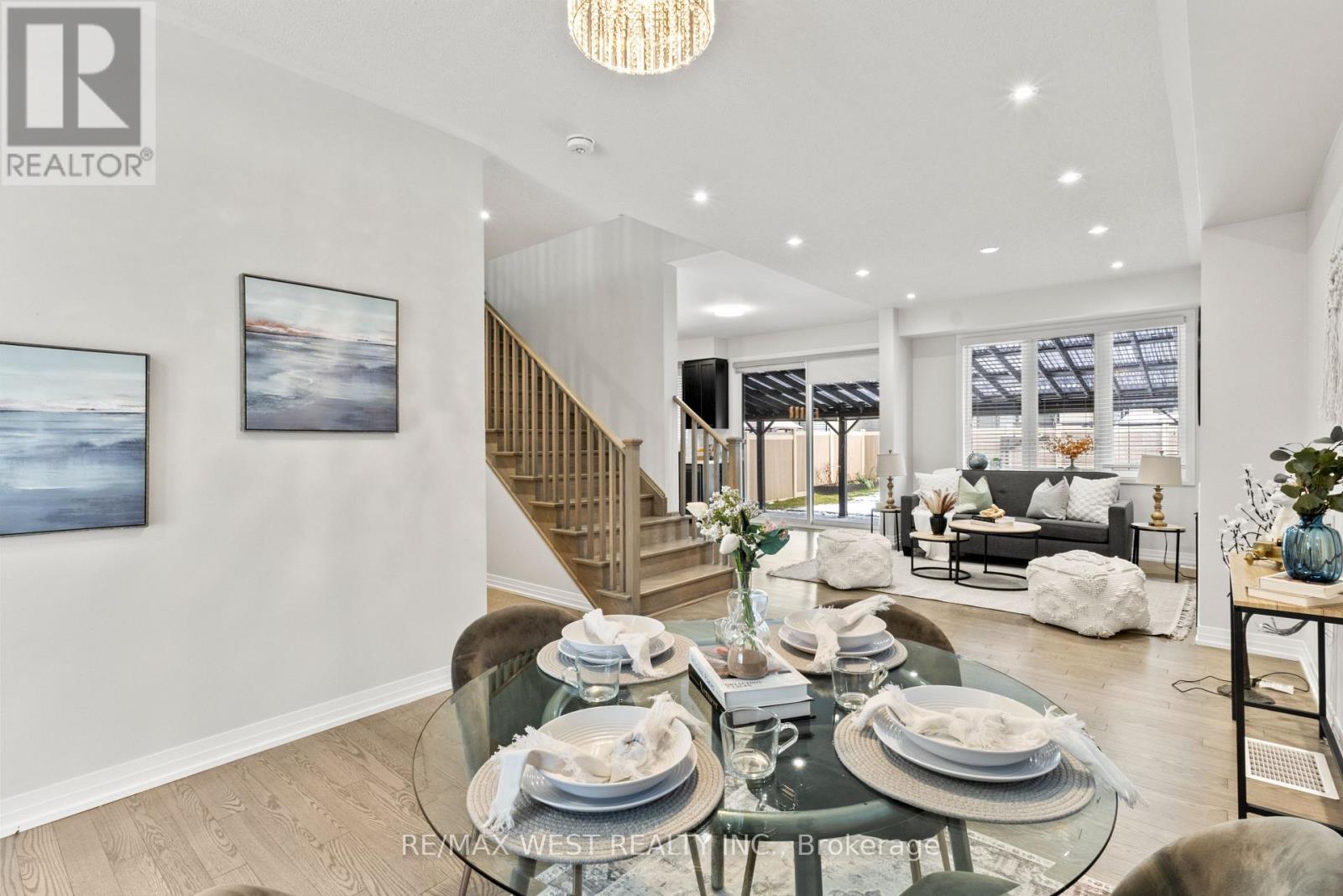 145 East Shore Drive, Clarington (Bowmanville), Ontario  L1C 1Z8 - Photo 7 - E12754308