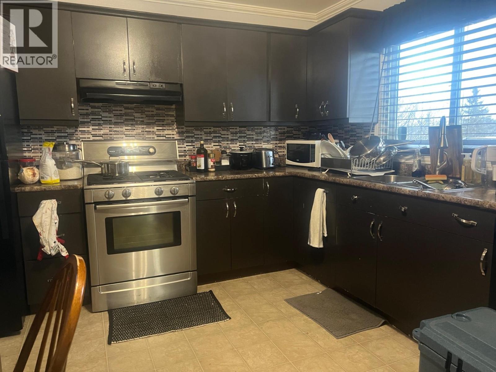 1316 95 Avenue, Dawson Creek, British Columbia  V1G 1J4 - Photo 3 - 10374883