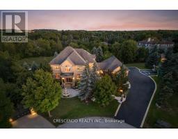 2 PRINCE ADAM COURT, King, Ontario