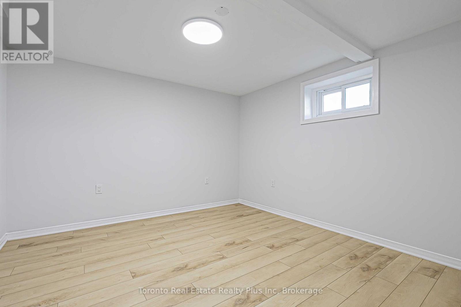 225 Septonne Avenue, Newmarket, Ontario  L3Y 2W5 - Photo 6 - N12751712