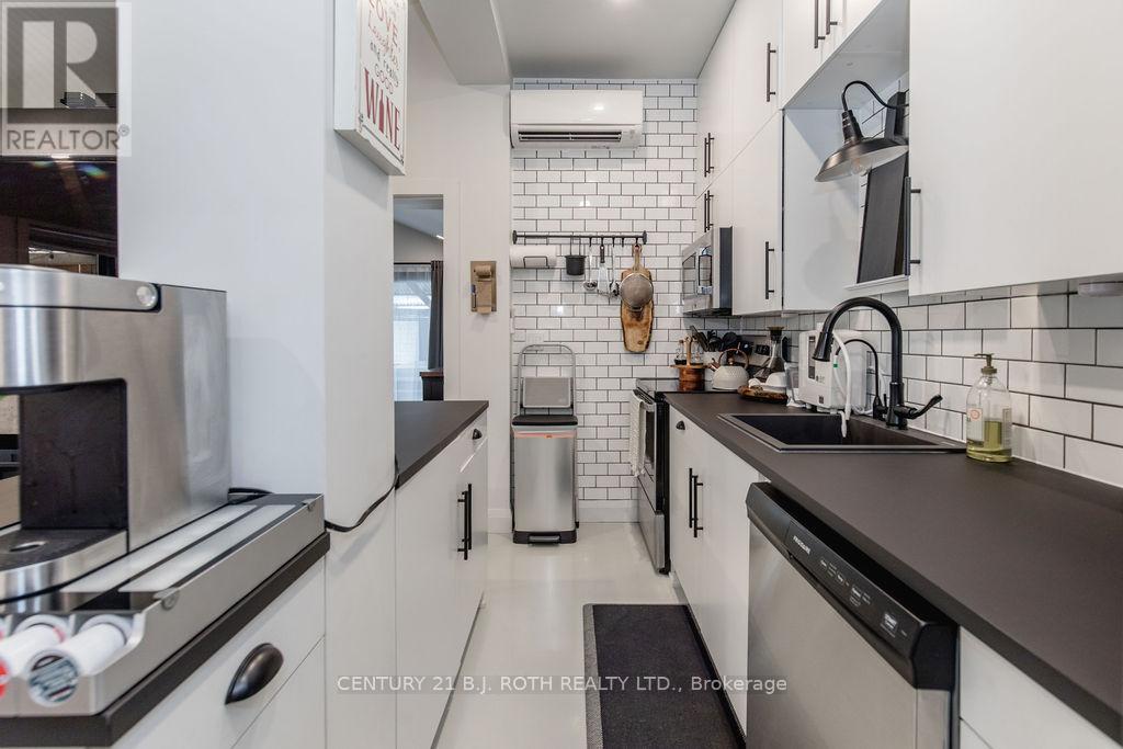 1370 Killarney Beach Road, Innisfil (Lefroy), Ontario  L0L 1W0 - Photo 30 - N12754454