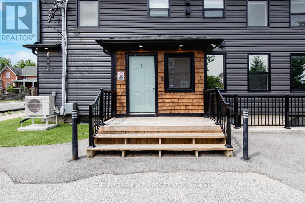 1370 Killarney Beach Road, Innisfil (Lefroy), Ontario  L0L 1W0 - Photo 24 - N12754454