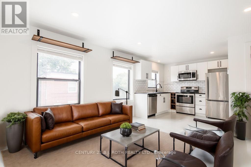 1370 Killarney Beach Road, Innisfil (Lefroy), Ontario  L0L 1W0 - Photo 14 - N12754454