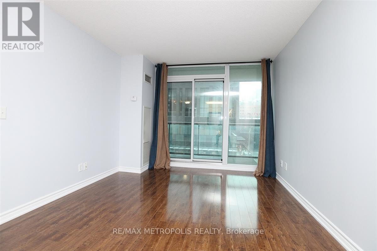 321 - 51 Lower Simcoe Street, Toronto, Ontario  M5J 3A4 - Photo 4 - C12553366