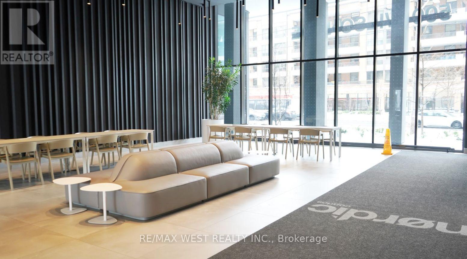 630 - 500 Wilson Avenue, Toronto, Ontario  M3H 5Y9 - Photo 2 - C12732208