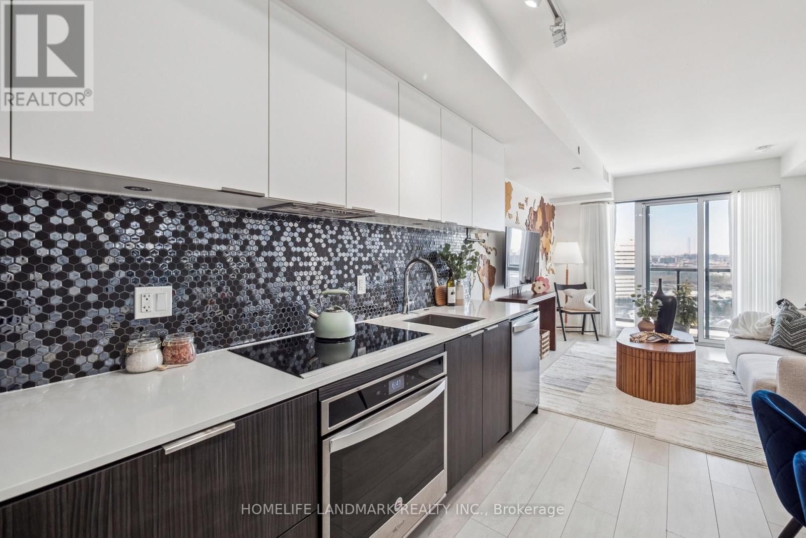 1506 - 2 Sonic Way, Toronto, Ontario  M3C 0P1 - Photo 17 - C12751946