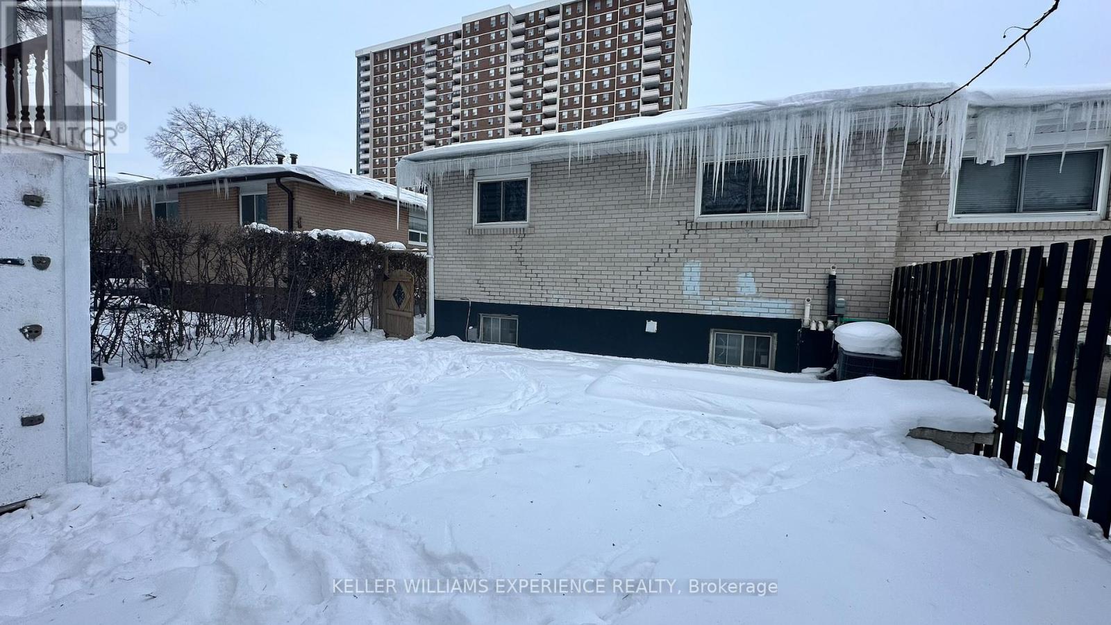 182 Hilda Avenue, Toronto (Newtonbrook West), Ontario  M2M 1W1 - Photo 22 - C12749784