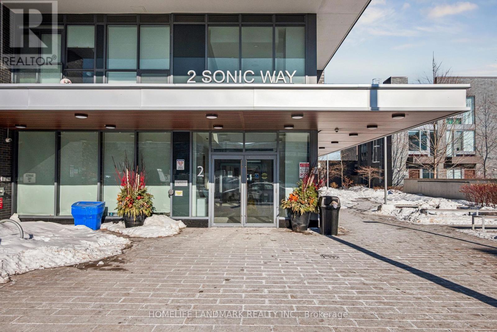 1506 - 2 Sonic Way, Toronto, Ontario  M3C 0P1 - Photo 3 - C12751946