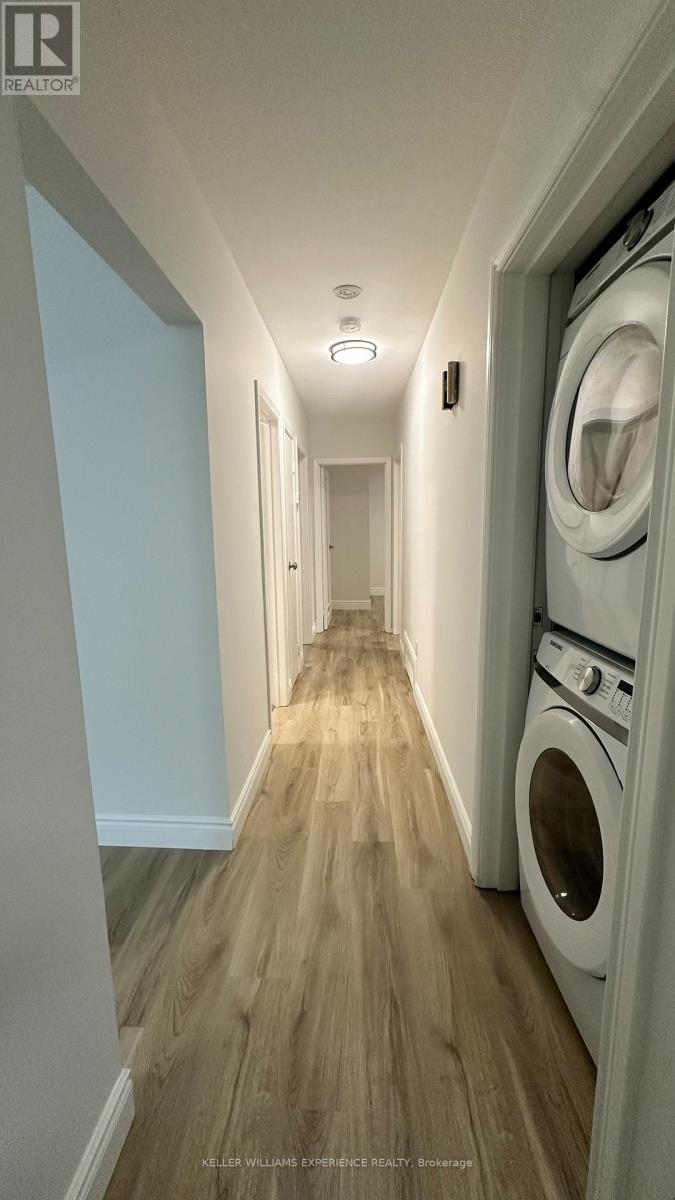 182 Hilda Avenue, Toronto (Newtonbrook West), Ontario  M2M 1W1 - Photo 7 - C12749784