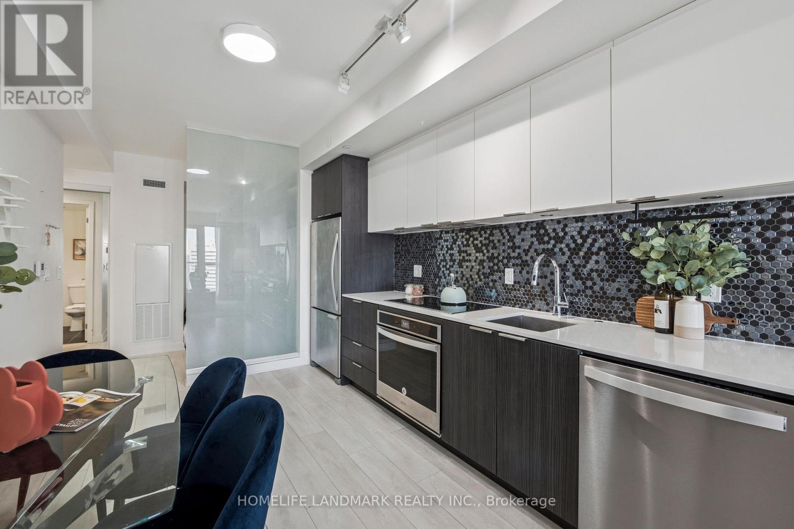 1506 - 2 Sonic Way, Toronto, Ontario  M3C 0P1 - Photo 16 - C12751946