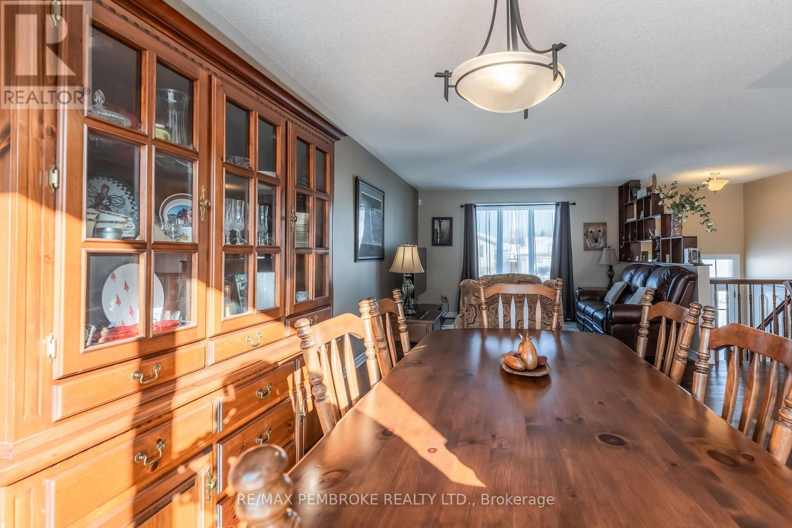 41 Oak Avenue, Petawawa, Ontario  K8H 0B5 - Photo 18 - X12754144