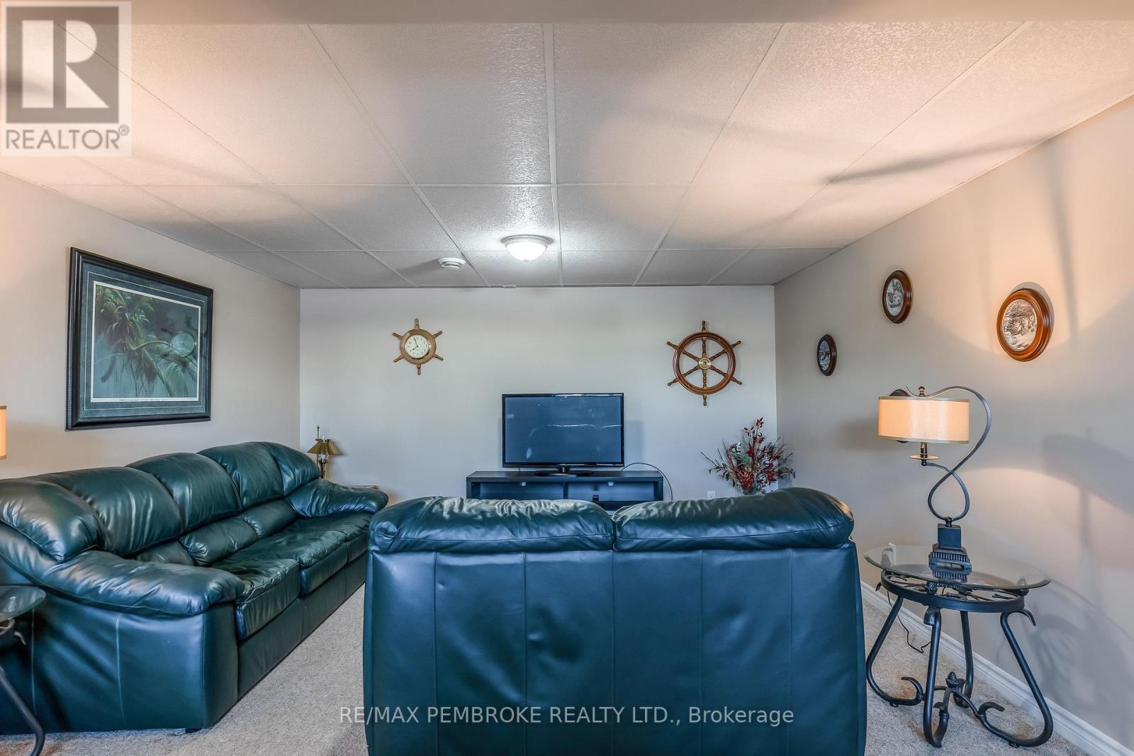 41 Oak Avenue, Petawawa, Ontario  K8H 0B5 - Photo 31 - X12754144