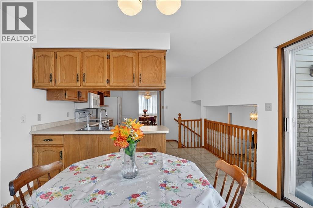 49 Century Hill Drive, Kitchener, Ontario  N2E 2E3 - Photo 15 - 40802849