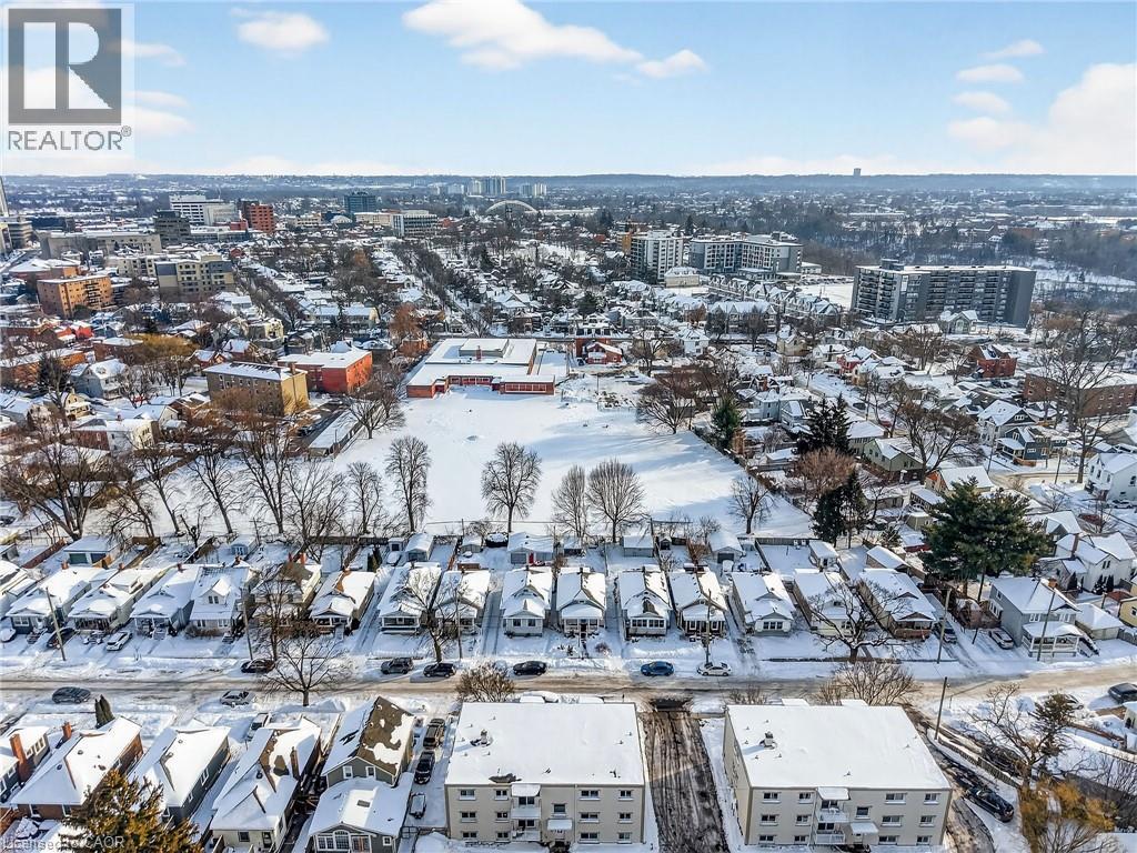 16 Louisa Street, St. Catharines, Ontario  L2R 2J6 - Photo 28 - 40802703
