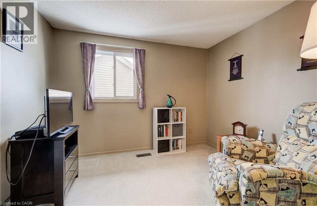 168 Oneida Place, Kitchener, Ontario  N2A 3G4 - Photo 24 - 40802000