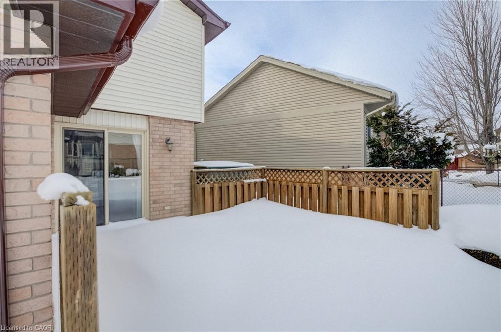 168 Oneida Place, Kitchener, Ontario  N2A 3G4 - Photo 35 - 40802000