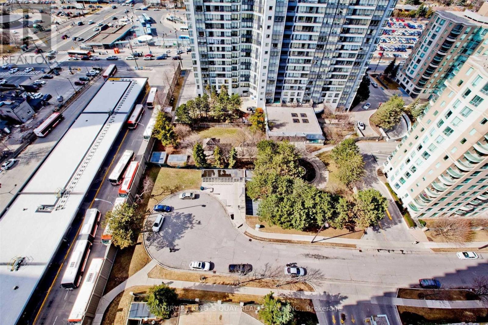 2303 - 1 Pemerton Avenue, Toronto, Ontario  M2M 4L9 - Photo 3 - C12751052