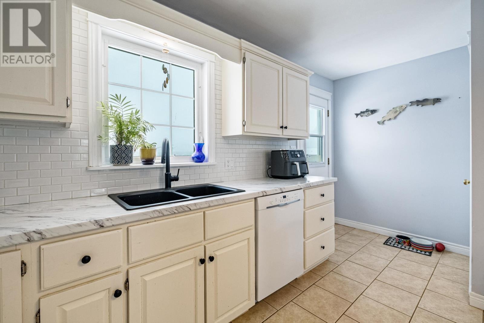 20 Ducks Landing, Stratford, Prince Edward Island  C1B 2X8 - Photo 12 - 202602085