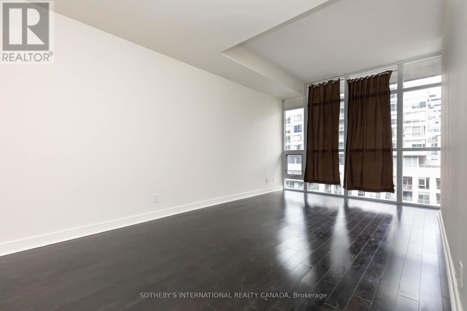 1117 - 21 Nelson Street, Toronto (Waterfront Communities), Ontario  M5V 1T8 - Photo 11 - C12754792