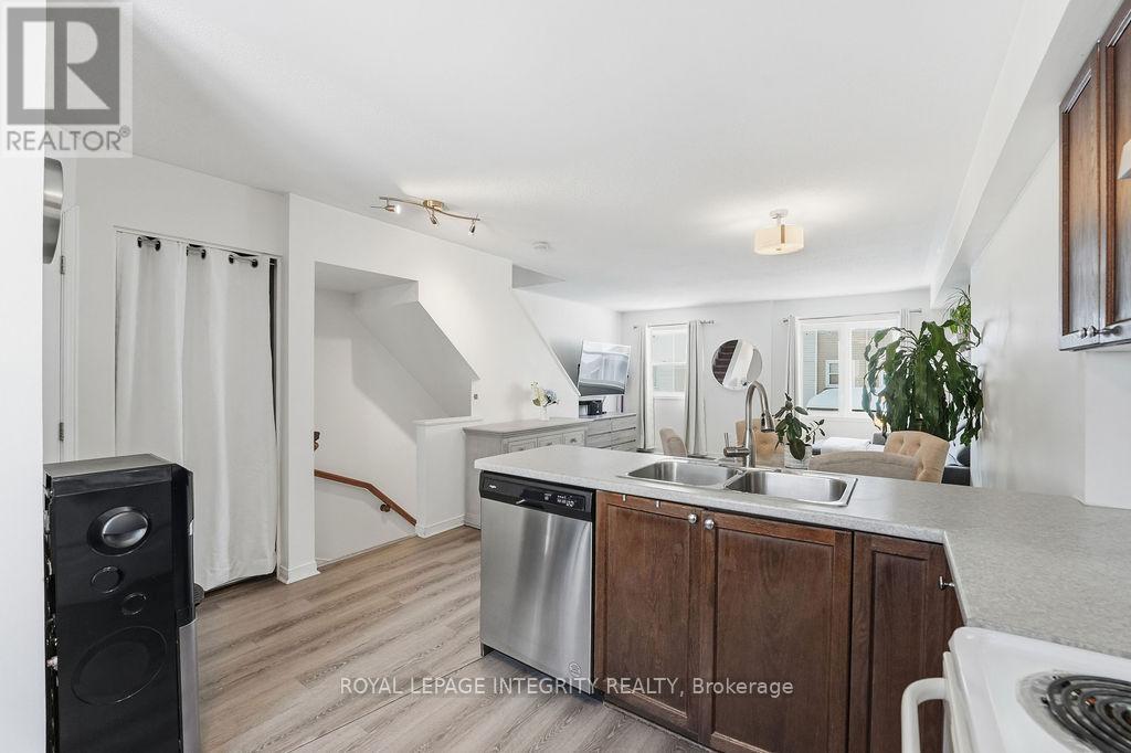 404 Sadar Private, Ottawa, Ontario  K2J 3T3 - Photo 12 - X12754370