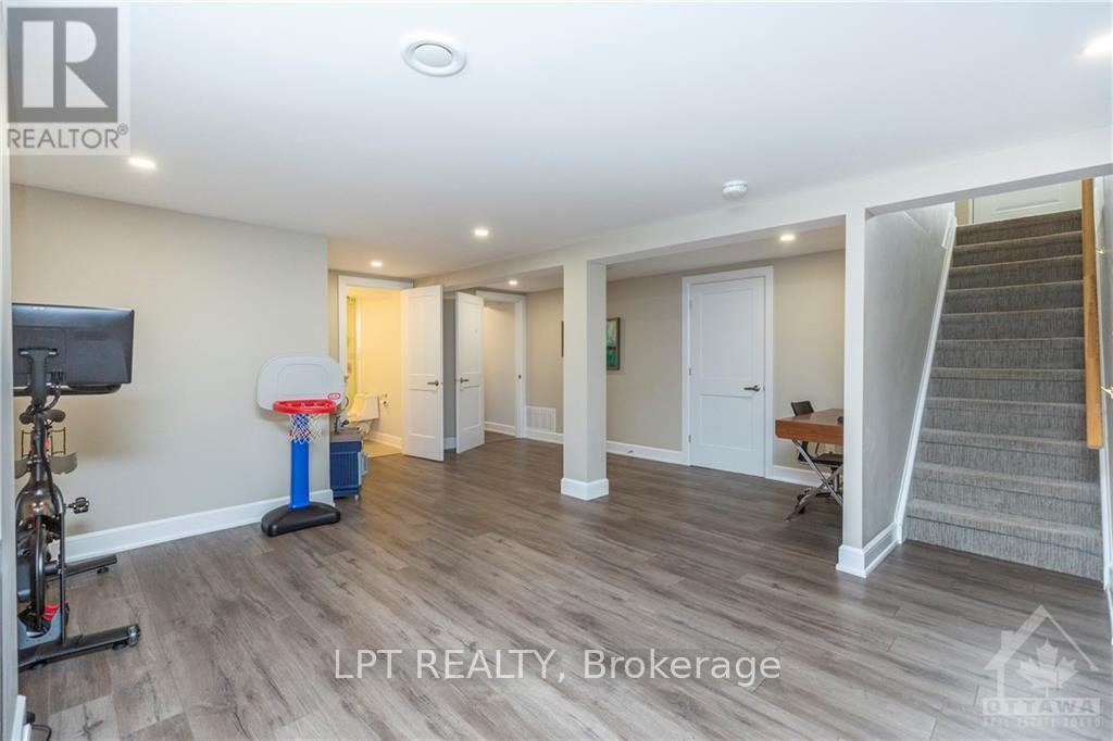 716 Chapman Boulevard, Ottawa, Ontario  K1G 1T6 - Photo 12 - X12754488