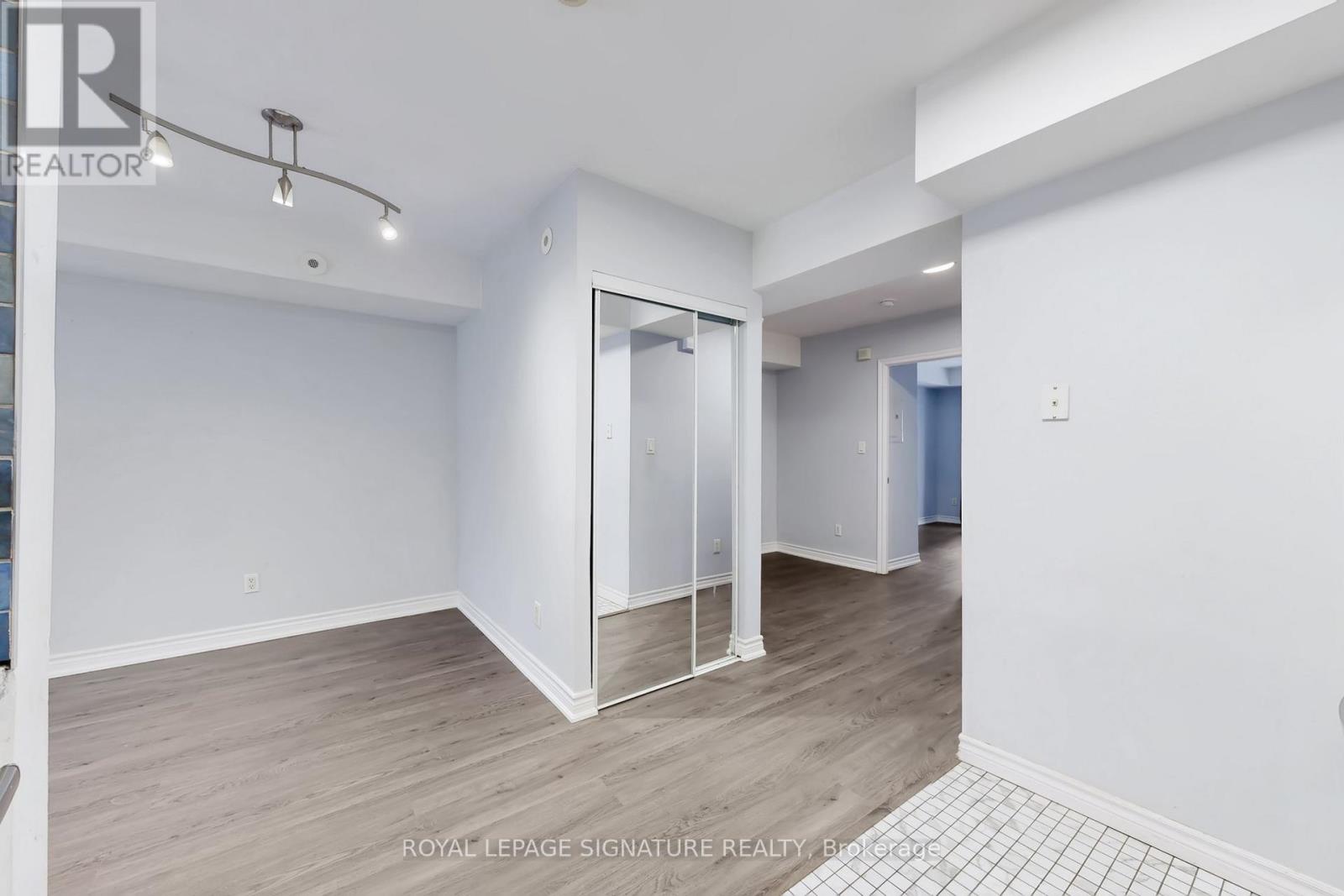 1563 - 5 Everson Drive, Toronto (Willowdale East), Ontario  M2N 7C3 - Photo 15 - C12754788