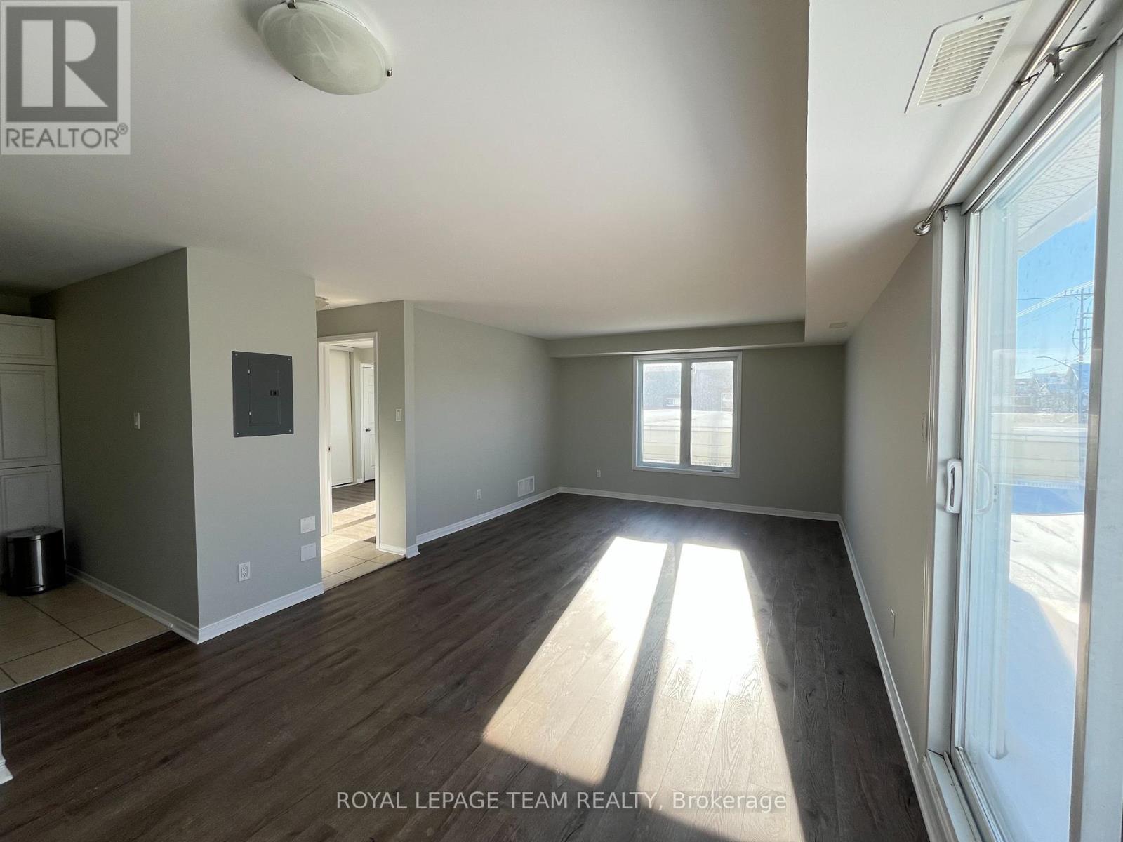 A - 201 Rochester Street, Ottawa, Ontario  K1R 6V1 - Photo 5 - X12754460