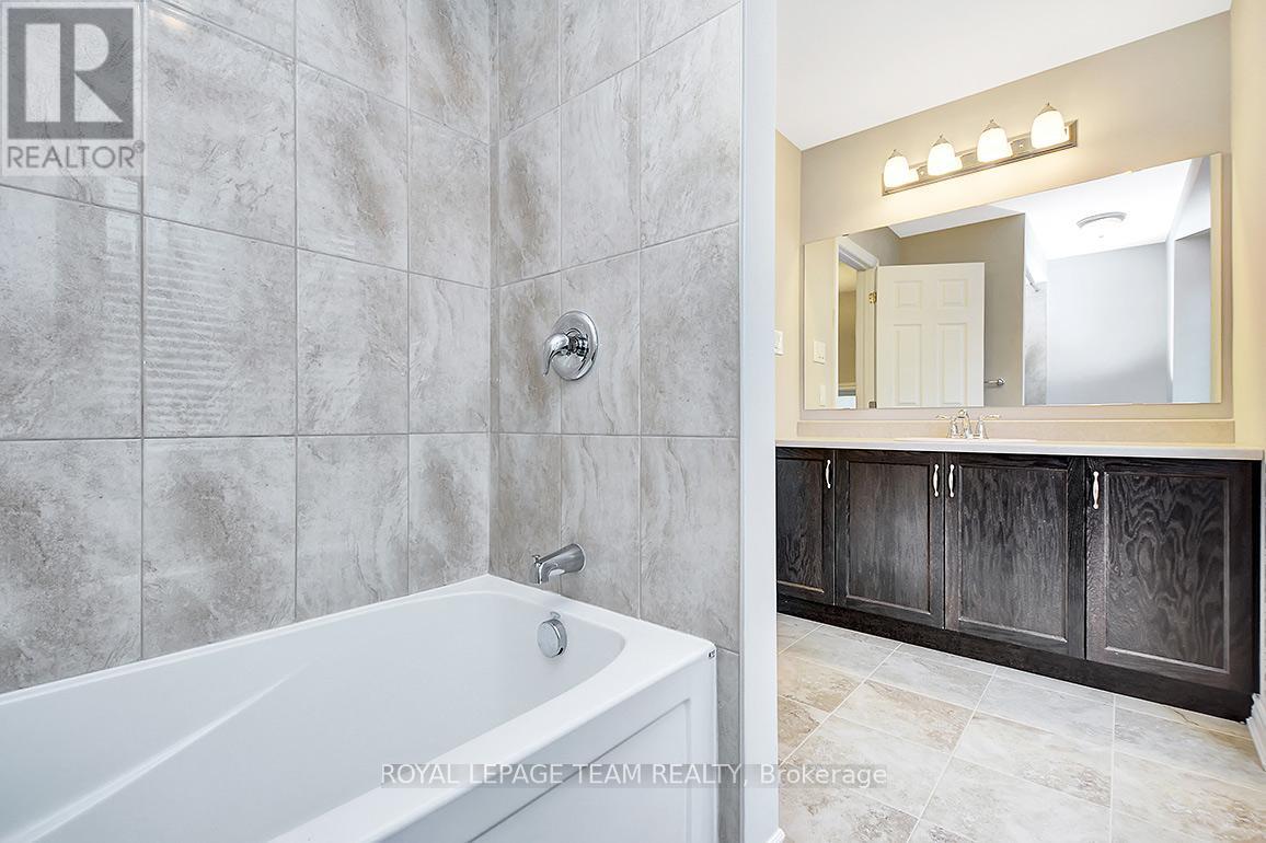 1914 Maple Grove Road, Ottawa, Ontario  K2S 0W6 - Photo 29 - X12754528